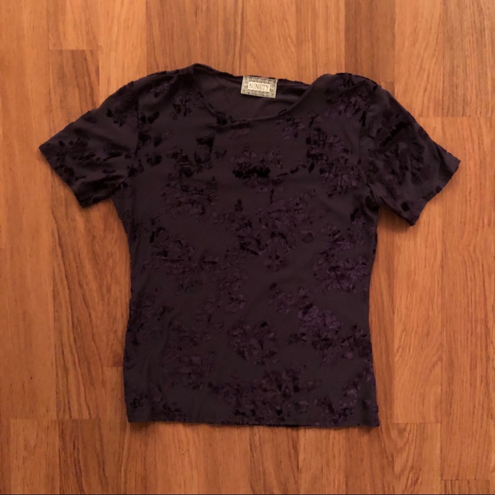 🌸purple velvet floral top!